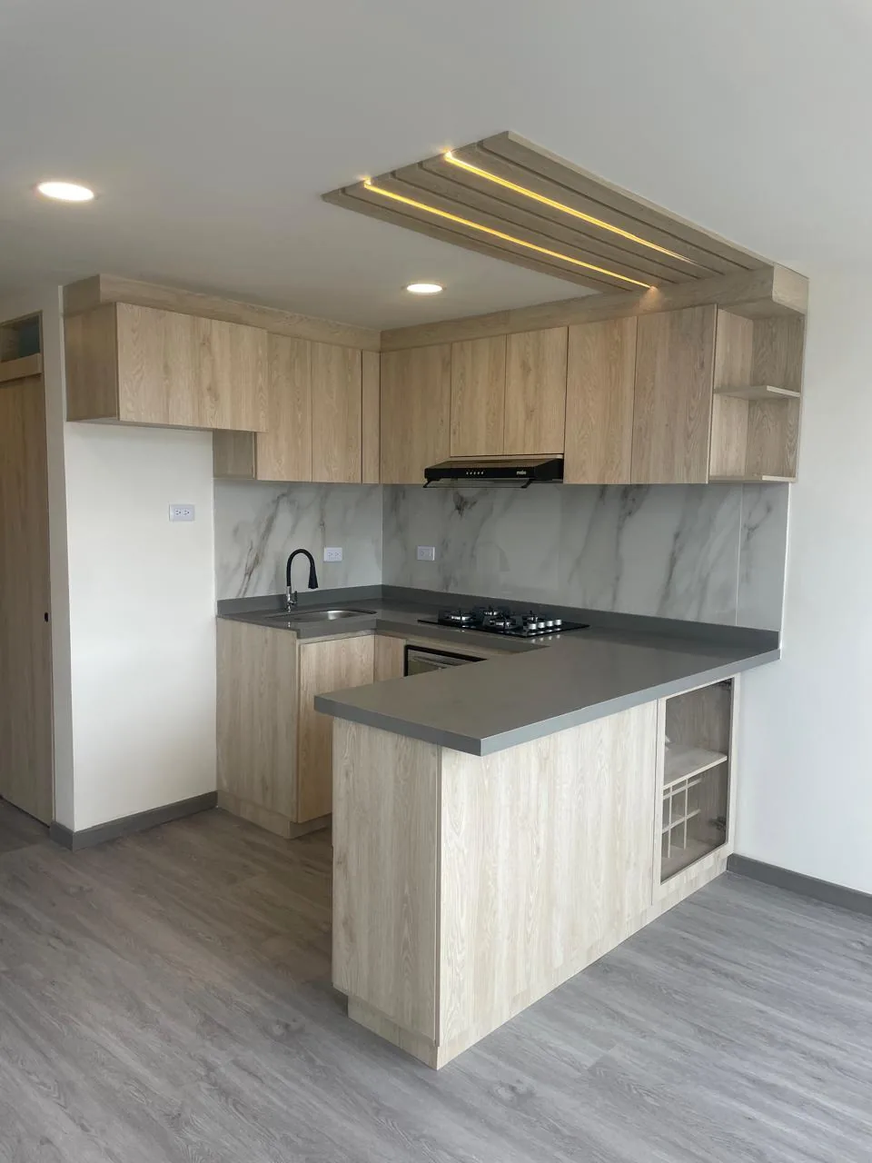 Apartamento nuevo con acabados entregados por INNOVAPRO